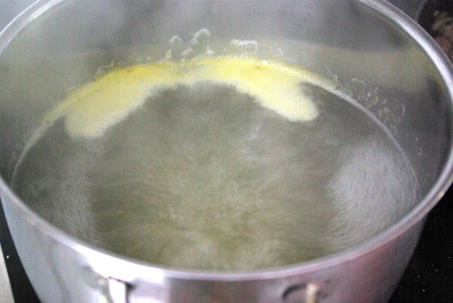 Zitronensirup aufkochen